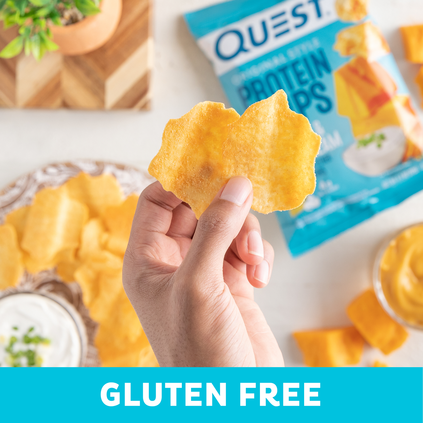 cheddar-and-sour-cream-original-style-protein-chips-a1 qst-000296_cheddar-_-sour-cream-original-style-protein-chips_7.2.png